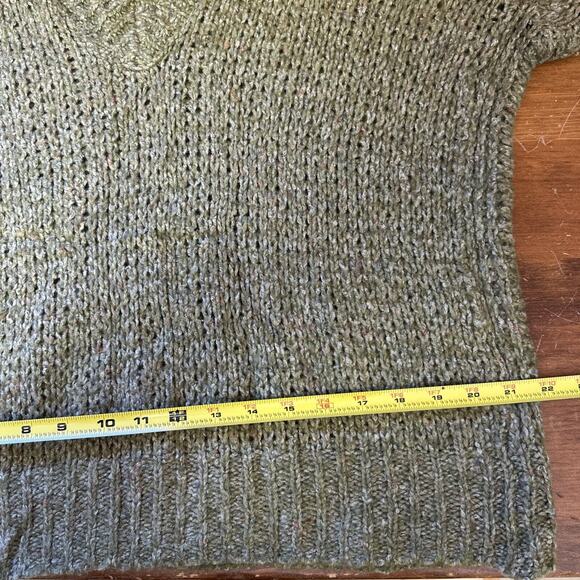 C.T. Plage Melange Women’s Thick Knit Sweater Wool Blend V-neck Classic Staple - Picture 10 of 13